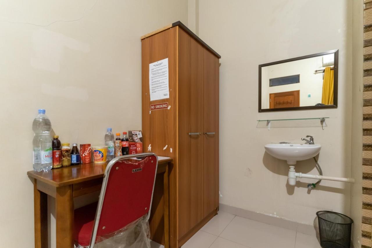 Reddoorz At Joyce Guest House 메단 외부 사진