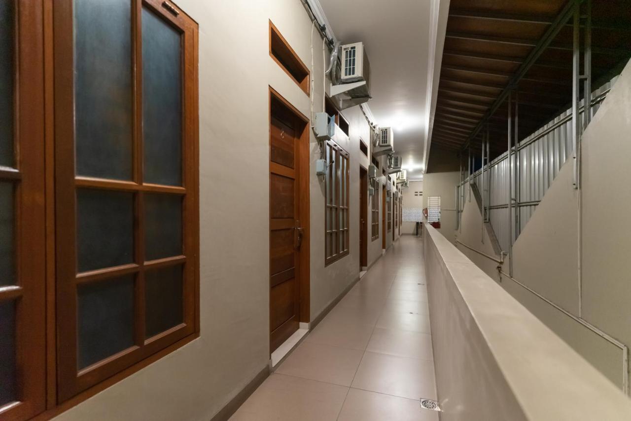 Reddoorz At Joyce Guest House 메단 외부 사진